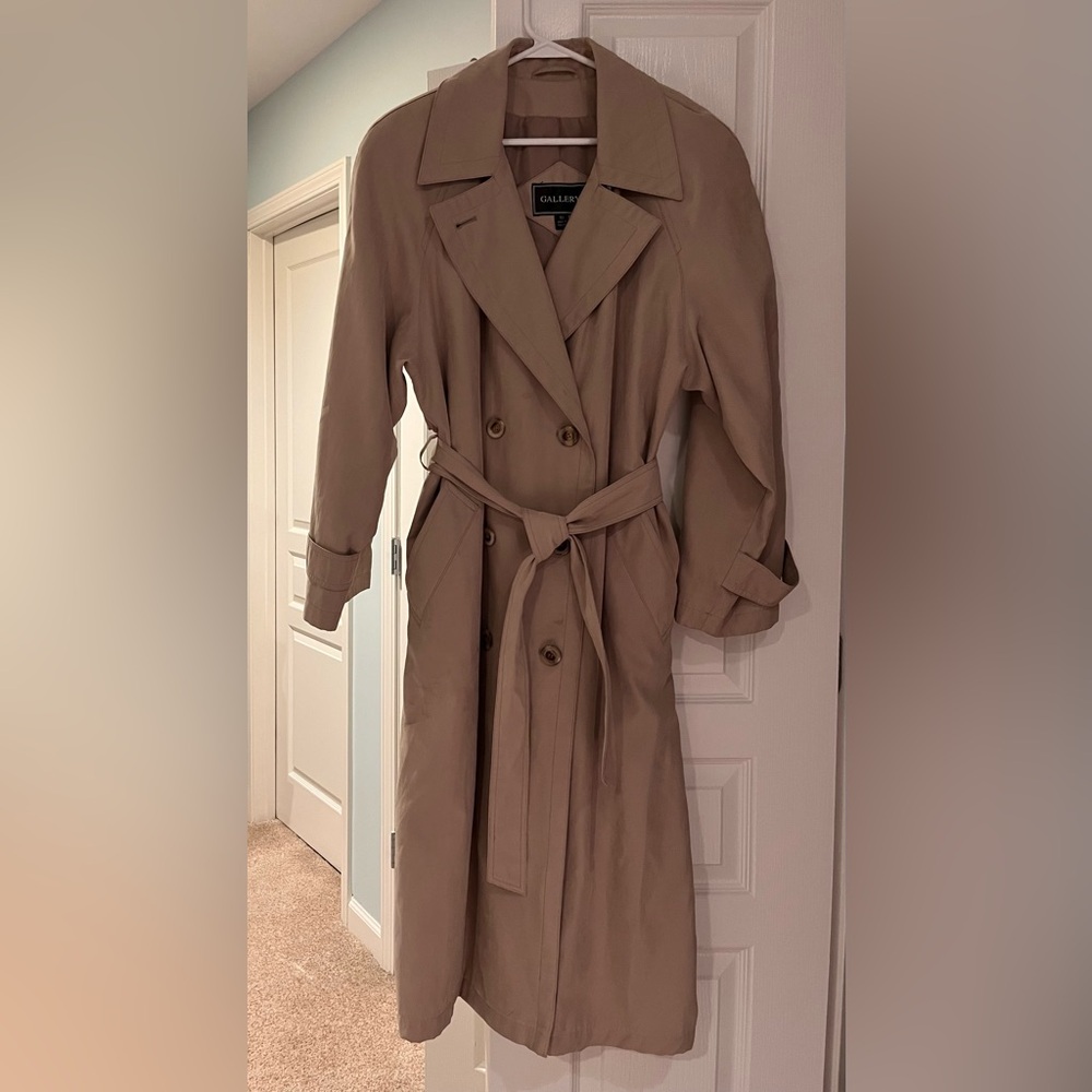 Gallery Classic Beige Trench Coat